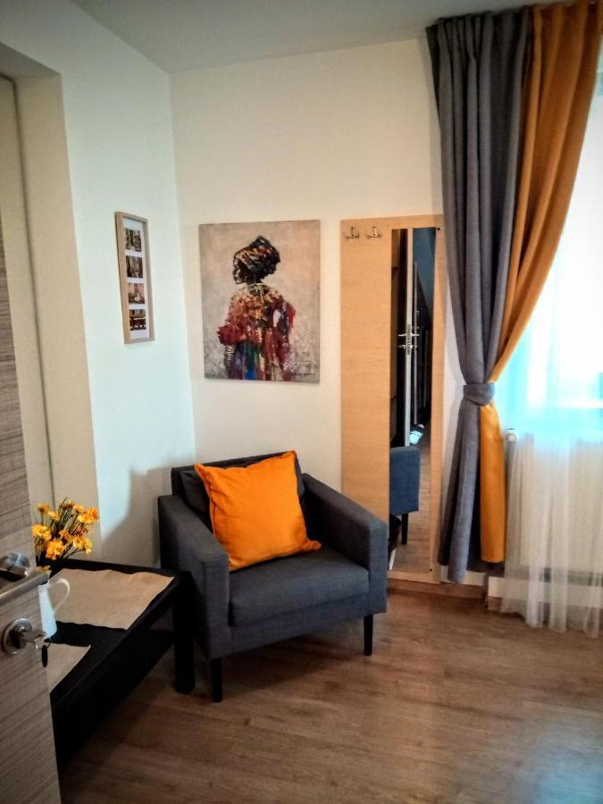 Guest house (adults Only)