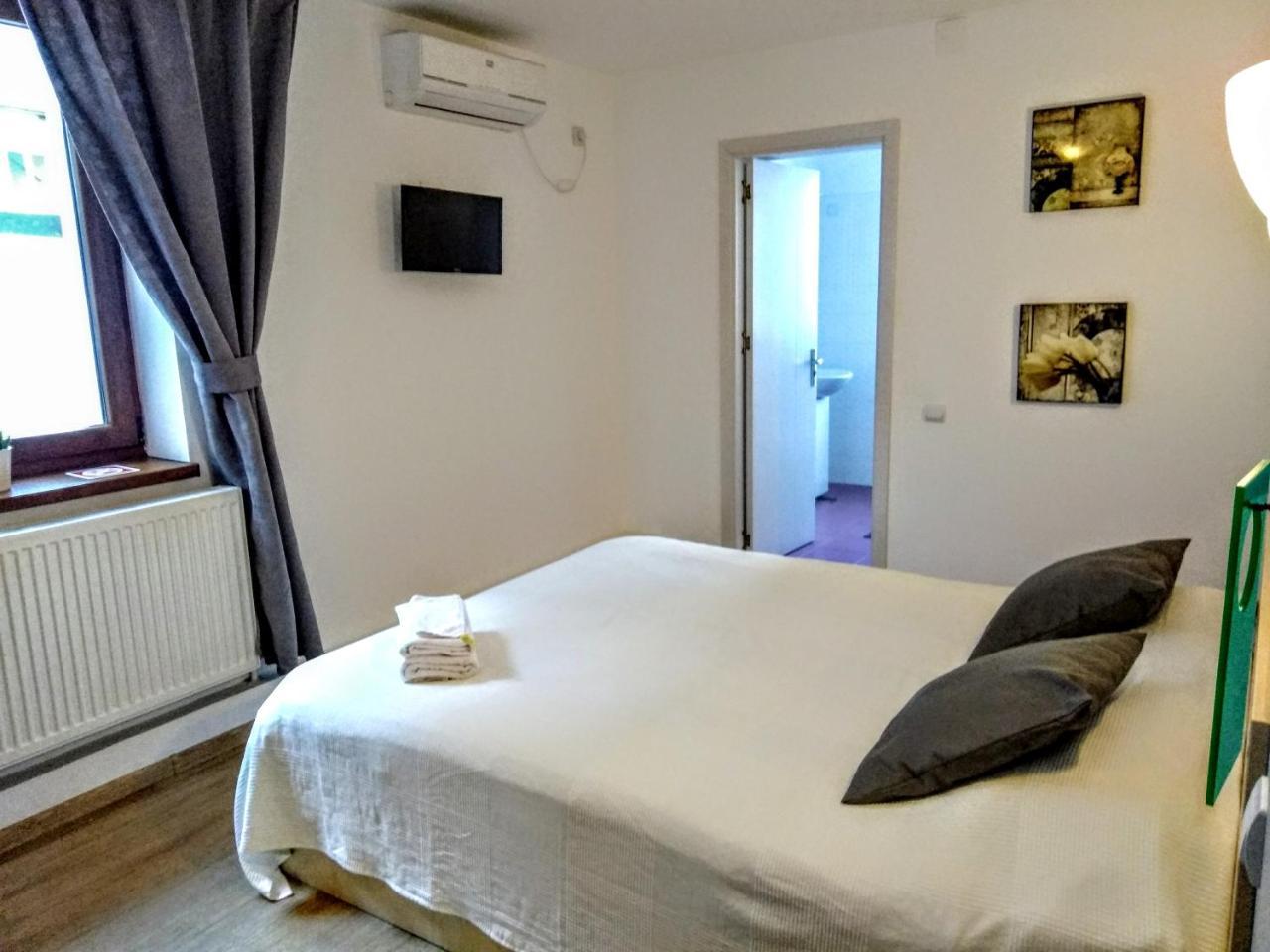(adults Only) 3*